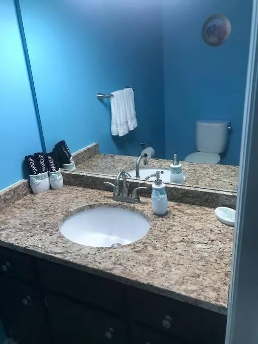 Holiday home Tropical Oasis, Tiki Bar, Pool, Mini Golf, Hot Tub Villa Panama City Beach