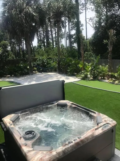 Tropical Oasis, Tiki Bar, Pool, Mini Golf, Hot Tub Villa Panama City Beach 0*,